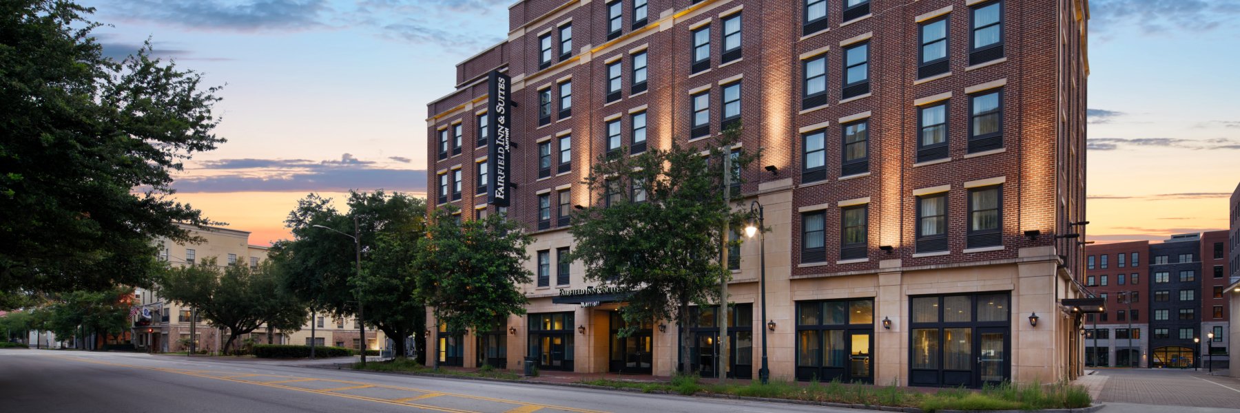 Savannah Downtown Historic District Fairfield Inn and Suites at Georgia
